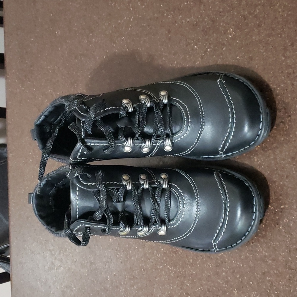 Josef Seibel Black Hiking Boots.  Size 39  NWOT
